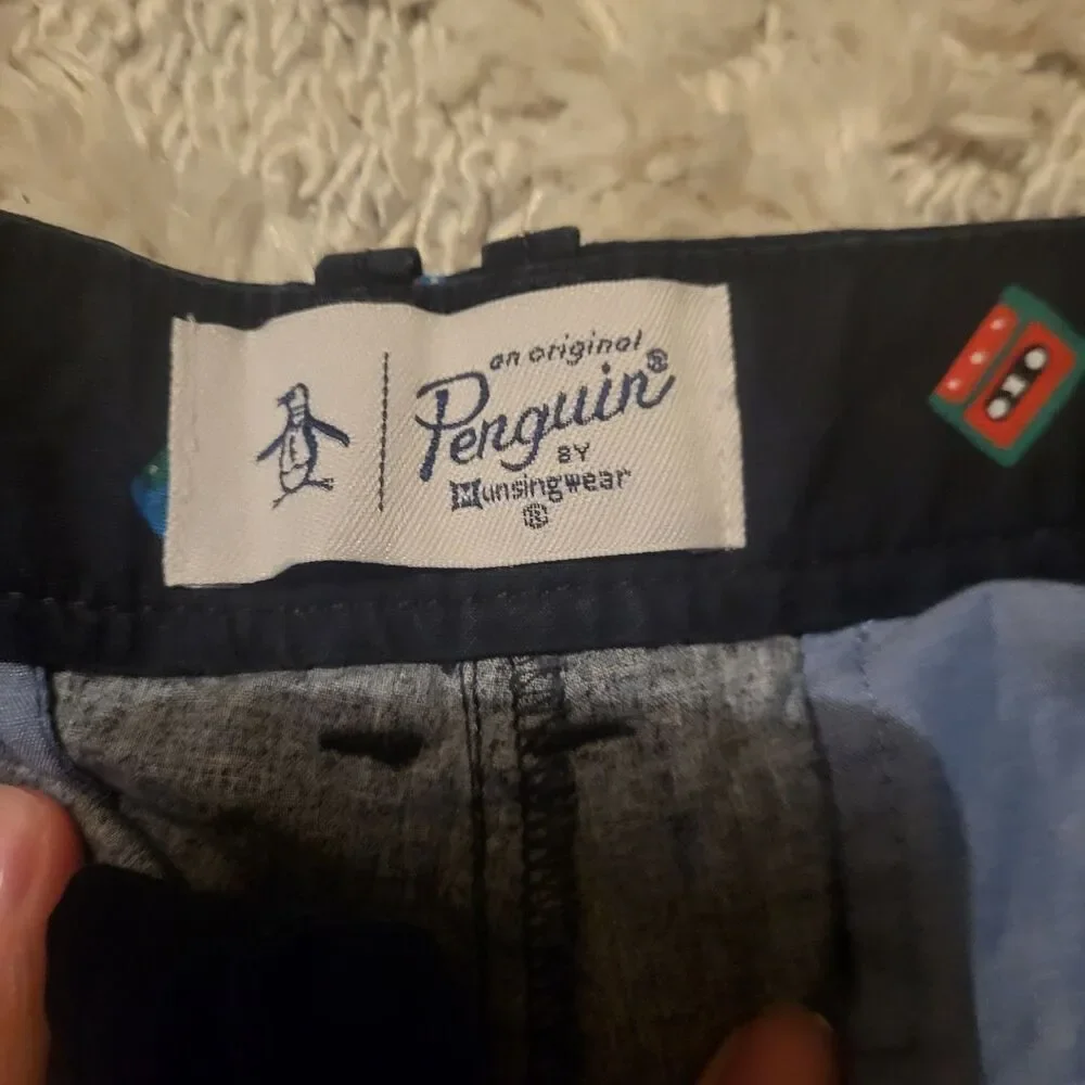 Casette Tape All Over Pattern Fun Penguin Sz 32 Casette Tape Shorts Navy